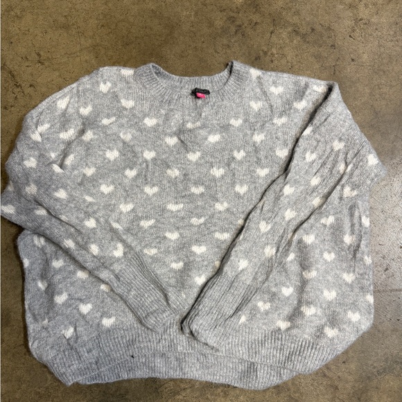 Vince Camuto Sweaters - Vince Camuto Gray Knit Sweater